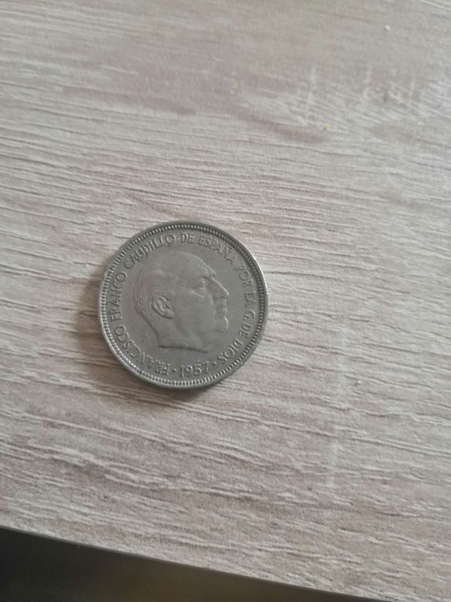 moneda de 5 pesetas 1957