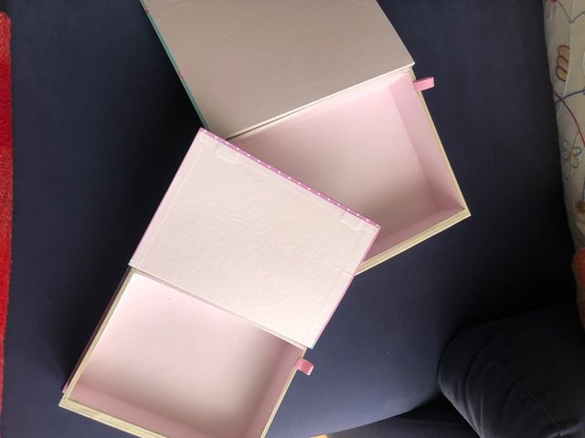 Cajas decorativas imitando libros