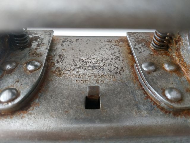 Perforador antiguo papel SIMES