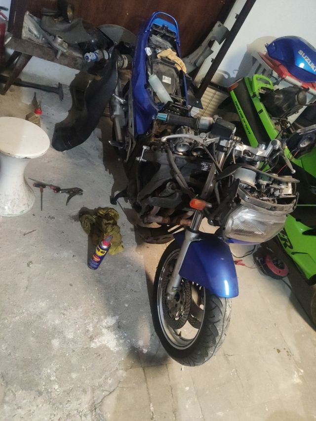 Suzuki gsx 750 despiece