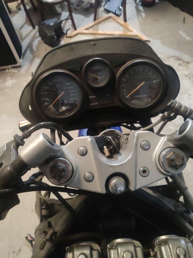 Suzuki gsx 750 despiece