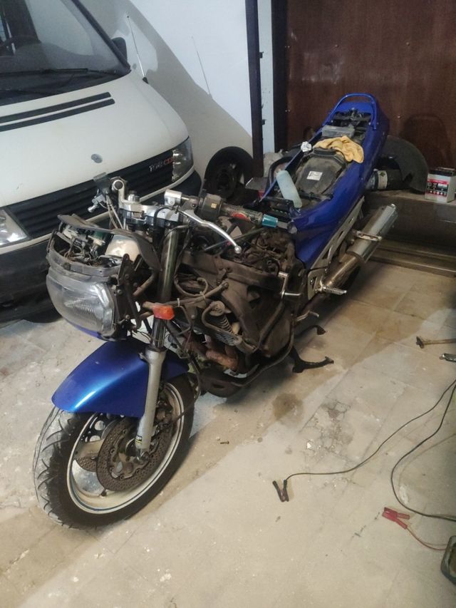 Suzuki gsx 750 despiece