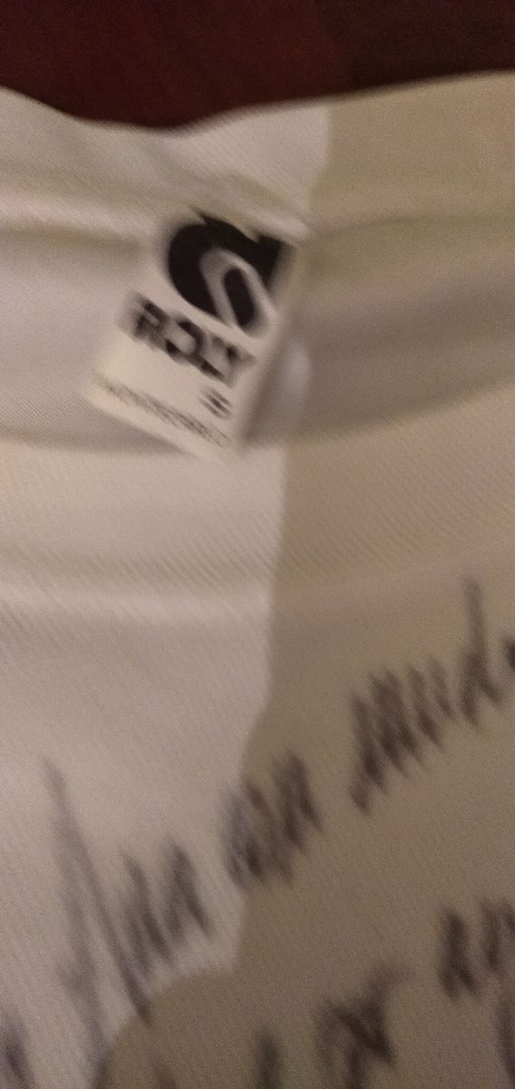 Camiseta firmada Pedro Nimo
