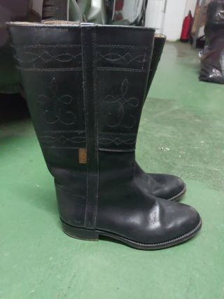 Botas valverde del camino de segunda mano por 25 EUR en Torremolinos en  WALLAPOP