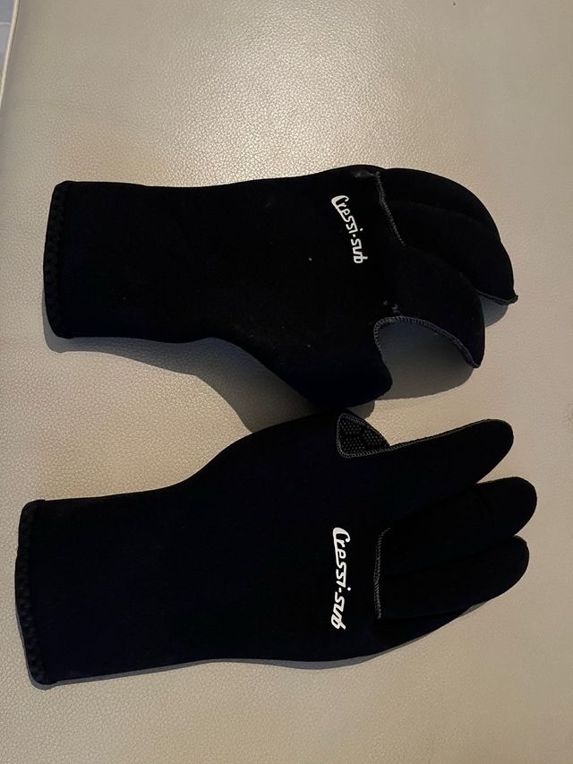 Traje de submarinismo SCUBAPRO + regalos