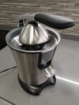 Exprimidor TAURUS Citrus 160 Legend de segunda mano por 30 EUR en Zarautz  en WALLAPOP