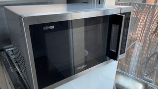Horno de microondas Libre Instalacón Whirlpool - MWP 253 SB | Whirlpool  España