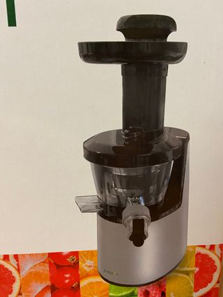 JUISSEN - Extractor de Zumos de segunda mano por 100 EUR en Viladordis en  WALLAPOP