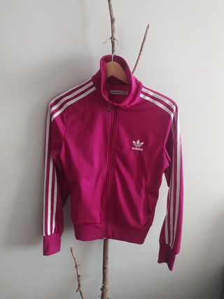 Chaqueta Adidas Originals Fucsia de segunda mano por 19 EUR en Barcelona en  WALLAPOP