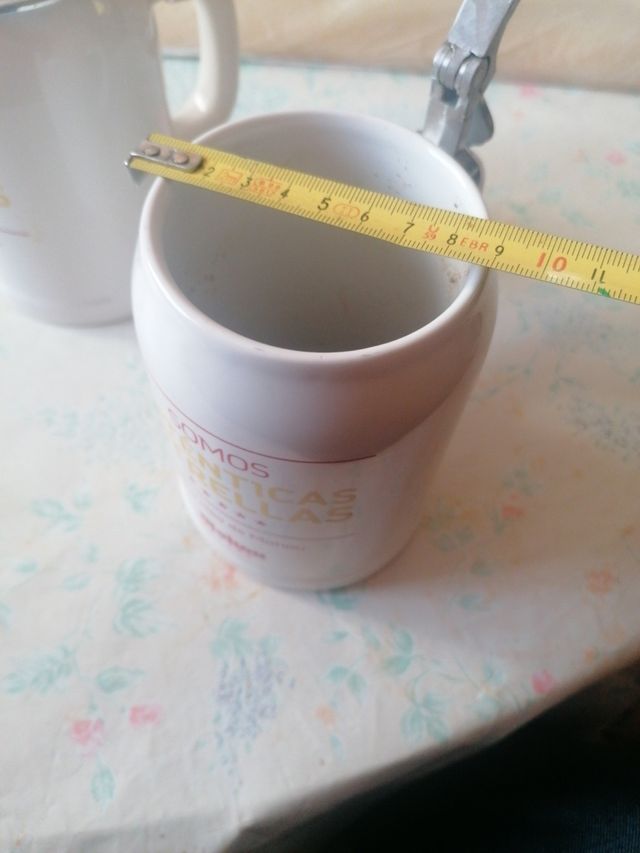 2 jarras porcelana con tapa