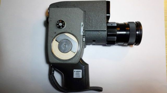 Cámara CANON Reflex 8 - 2 Grip con funda original