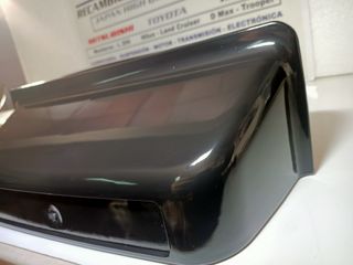 TOYOTA LAND CRUISER KZJ 90**MANETA / COLIN PORTON