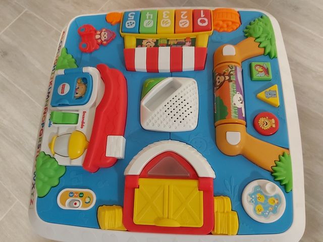 Mesa multiaprendizaje Bilingüe. Fisher Price