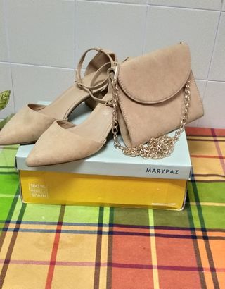Zapatos de tacon y bolso de segunda mano por 35 EUR en Santander en WALLAPOP