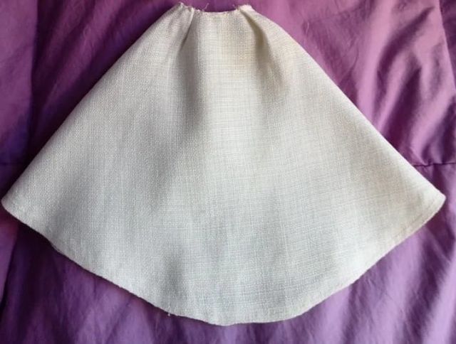 Falda monacal de muñeca Core de BB