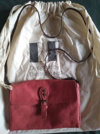 Bolso pequeño de piel, color rosa, Beatriz Furest de segunda mano por 45  EUR en L\\'Hospitalet de Llobregat en WALLAPOP
