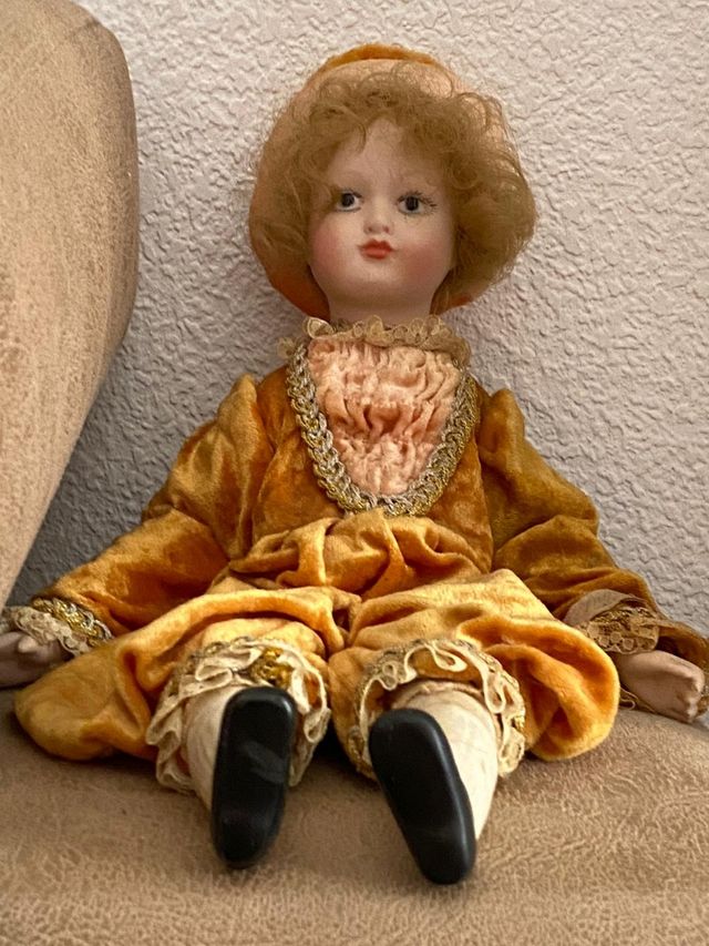 muñeca de porcelana