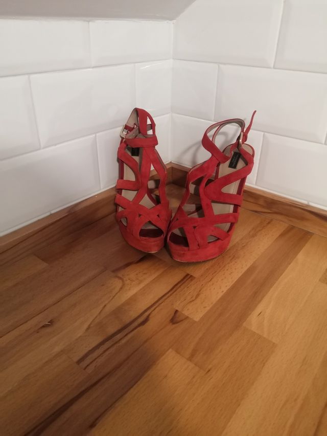 Sandalias tacón talla 37 color rojo coral