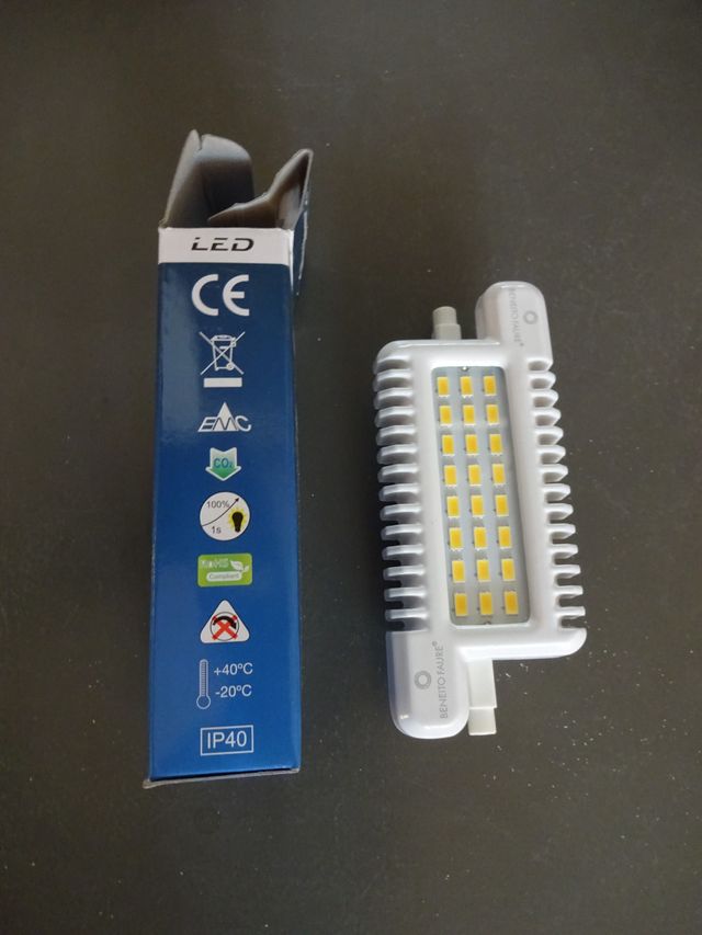 Bombilla LED 9w R7s 118 mm lineal - Beneito Faure