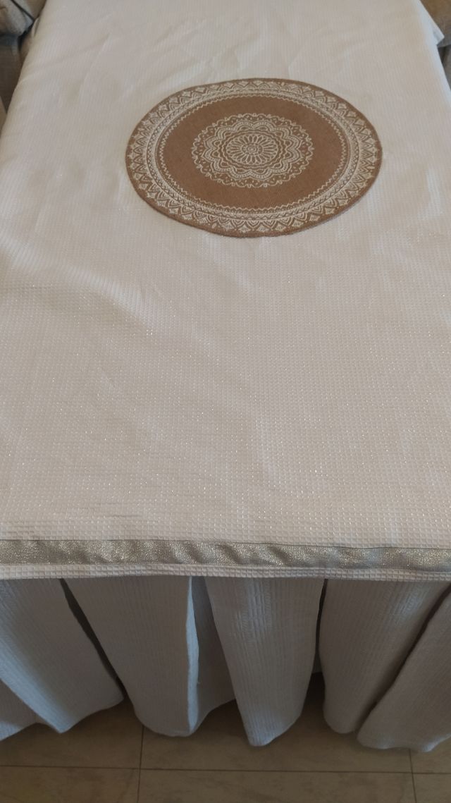 mantel blanco nuevo Navidad