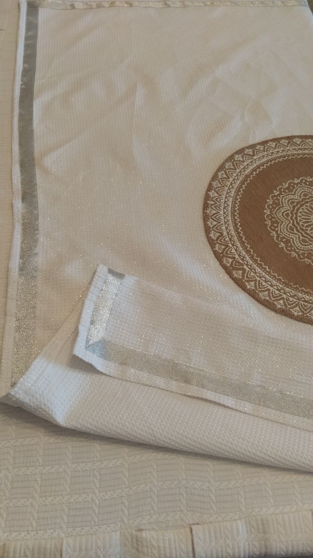 mantel blanco nuevo Navidad