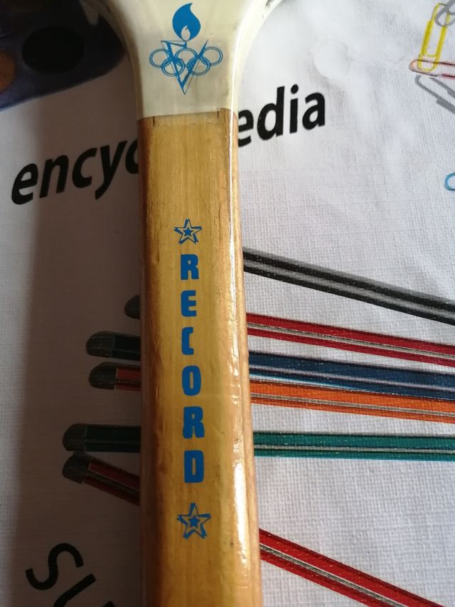 2 Raquetas de tenis antiguas.