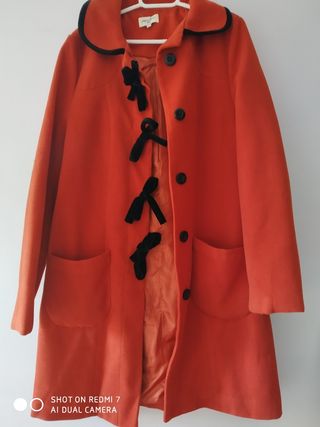 Abrigo pepa loves de segunda mano por 15 EUR en Sadadarriba en WALLAPOP