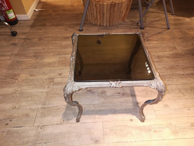 Preciosa Mesa Marroquí para você ou auxiliar