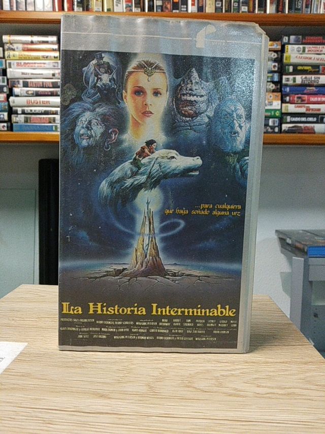 VHS La historia interminable 15 e. Oferta 10 e