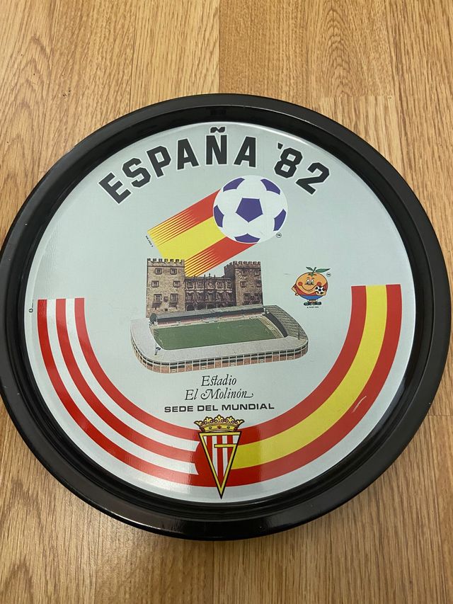 BANDEJA METALICA CONMEMORATIVA DEL MUNDIAL 82.