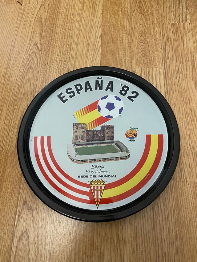 BANDEJA METALICA CONMEMORATIVA DEL MUNDIAL 82.