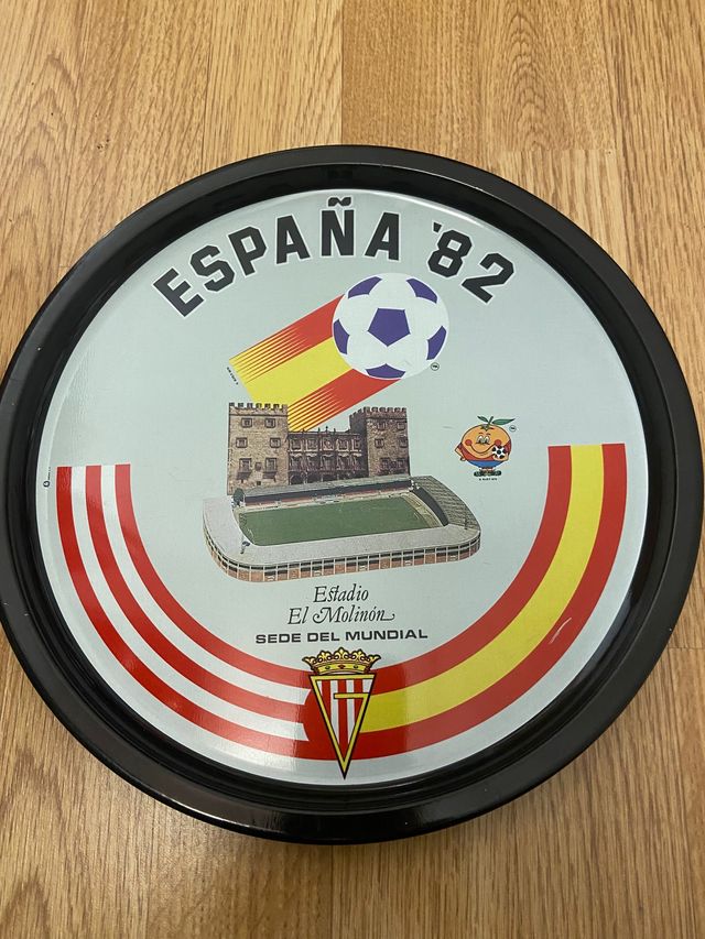 BANDEJA METALICA CONMEMORATIVA DEL MUNDIAL 82.