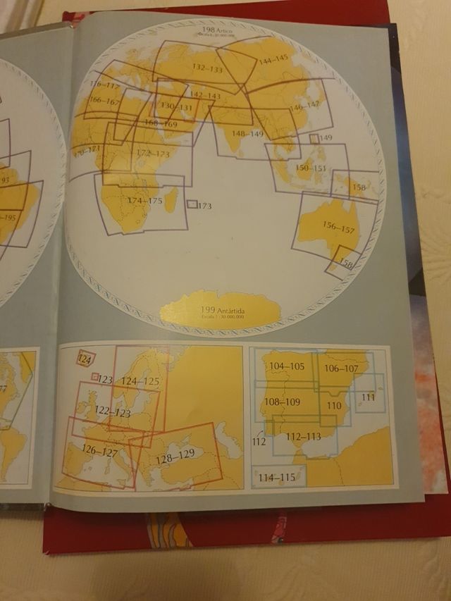 Atlas del mundo El País Aguilar