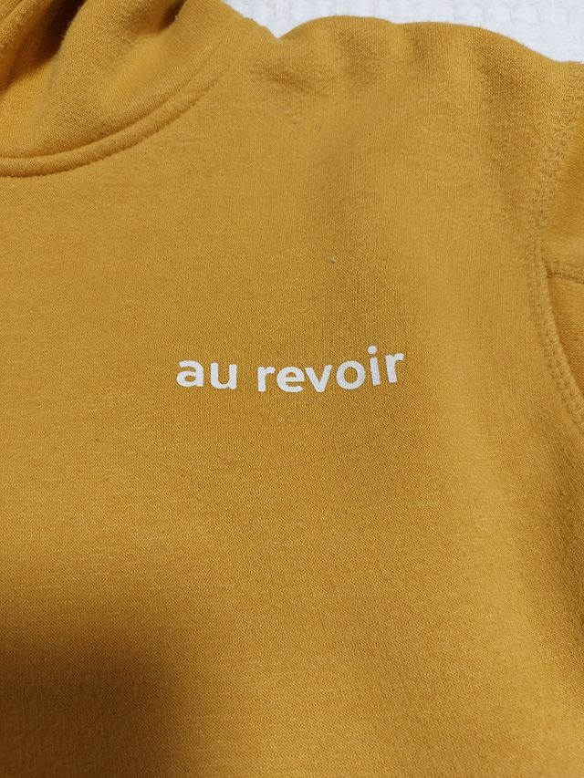 Sudadera niña mostaza con capucha. 9años