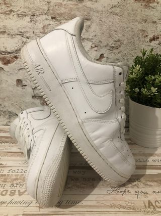 Bambas Nike Air Force1 talla 44 de segunda mano por 65 EUR en Igualada en  WALLAPOP