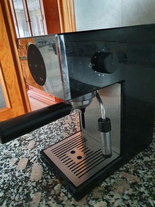 Cafetera solac squissita suprema de segunda mano por 50 EUR en Aljaraque en  WALLAPOP