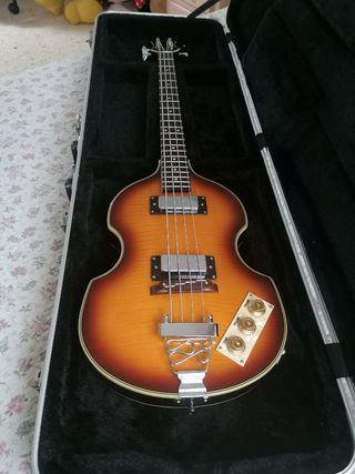 Bajo epiphone viola bass de segunda mano por 260 EUR en Málaga en WALLAPOP