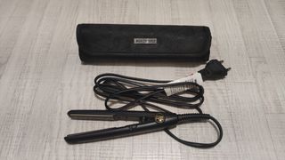 PLANCHA DE PELO MINI ARTERO ZENIT TITANIUM XS de segunda mano por 15 EUR en  Barcelona en WALLAPOP