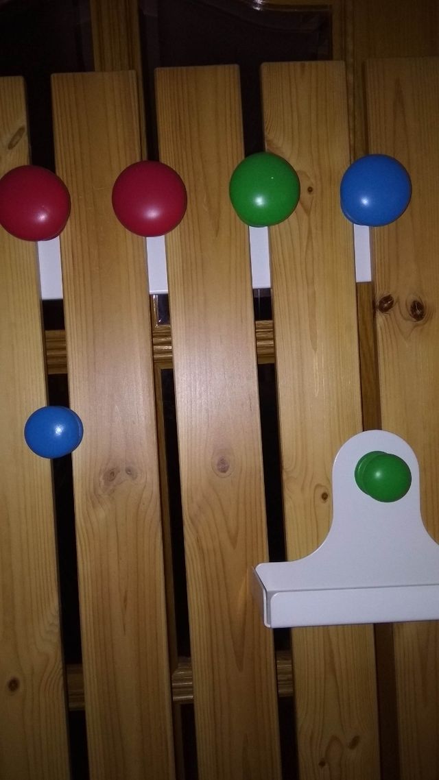 perchero infantil estantería Montessori