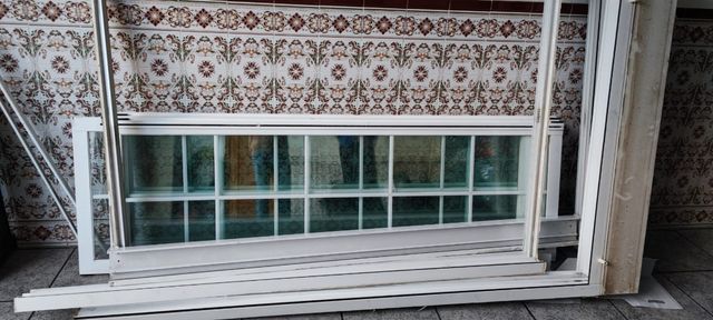 ventanas , aluminios, acristalamiento