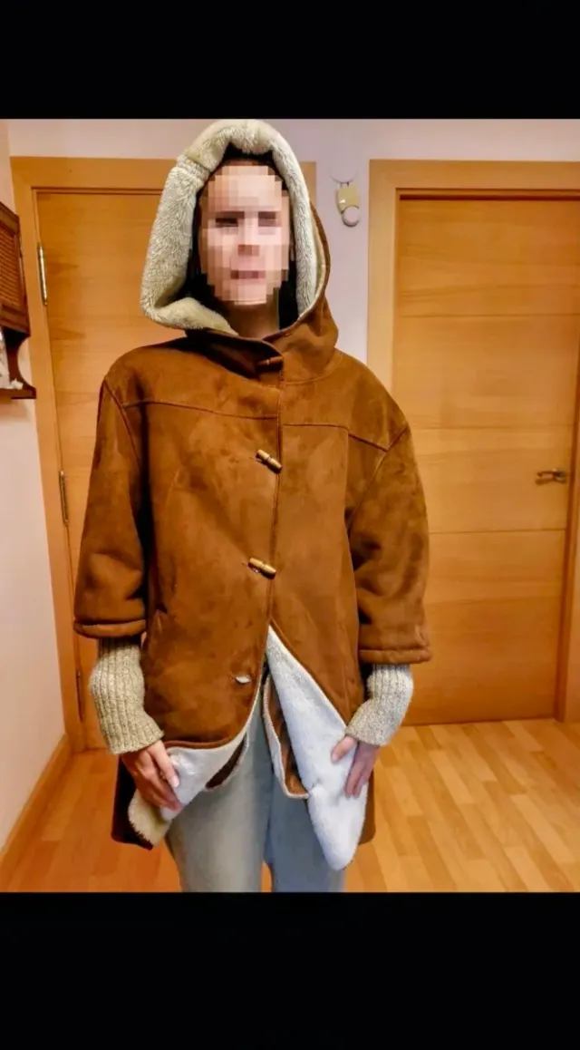 Chaquetón de Zara.Antelina.Forro interior piel