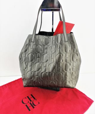 Bolso CAROLINA HERRERA Matryoshka M en piel de segunda mano por 319,95 EUR  en Barcelona en WALLAPOP