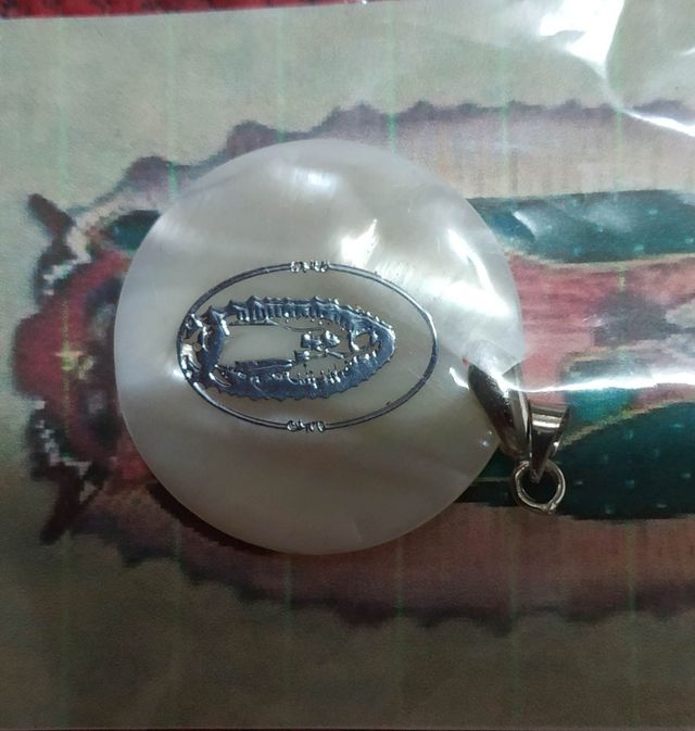 colgantes nácar y plata