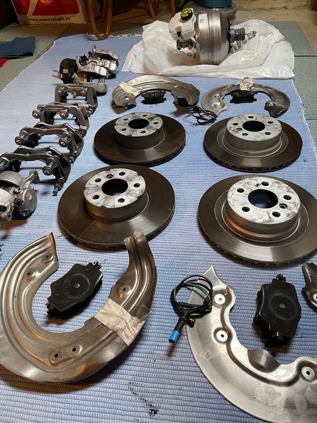 Juego de Frenos BMW 320d G21