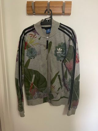Compra Sudaderas adidas para mujer online baratas | Tendencias 2022 en  Shopalike.es