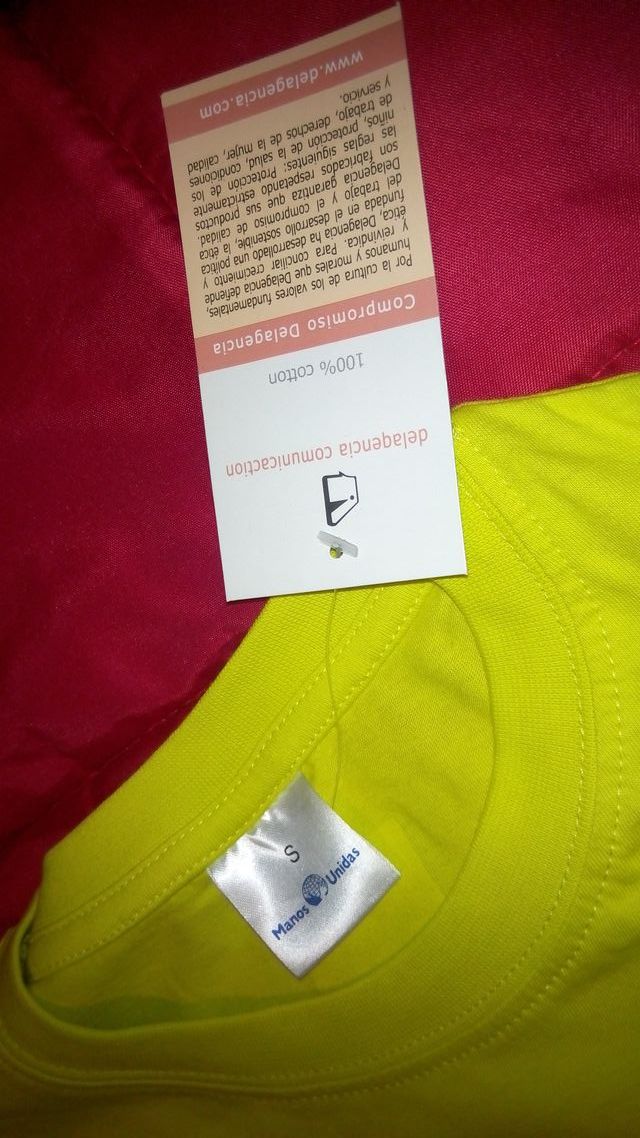 CAMISETA SOLIDARIA 50 AÑOS MANOS UNIDAS