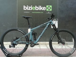 Ghost Riot EN Essential talla M rueda 