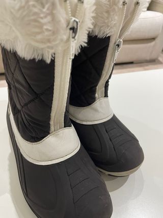 Botas descansos esqui 31 de segunda mano por 6 EUR en Castelldefels en  WALLAPOP