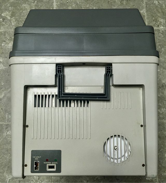 Nevera portátil CAMPING  12v