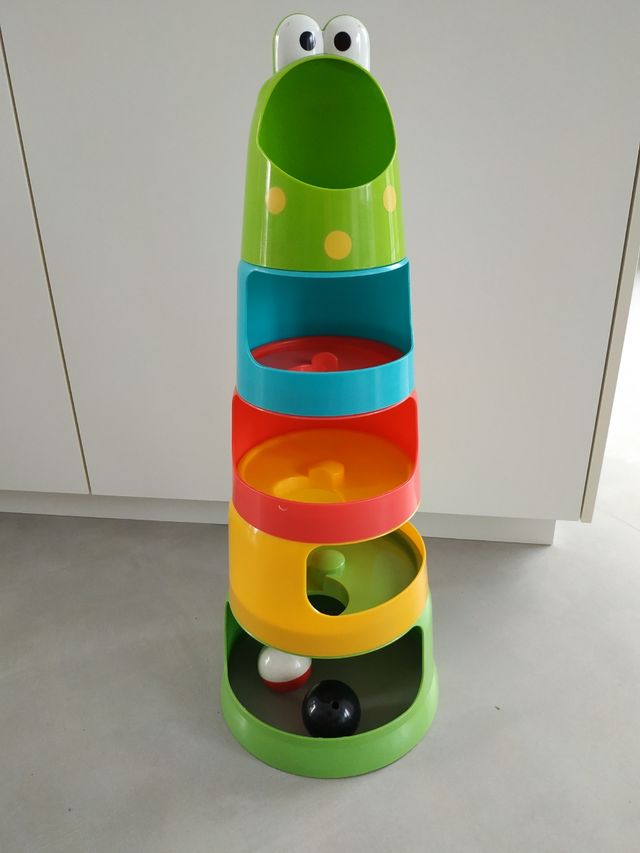joc de llençar la pilota Eureka Kids